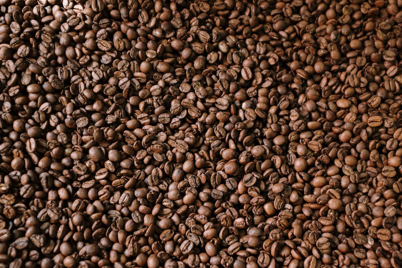 Mastering the First Impression: Your intriguing post title goes here Rich and detailed close-up of roasted coffee beans, highlighting texture and color.